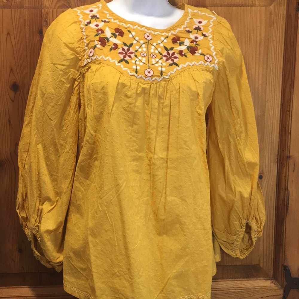 - Max Studio Peasant Boho Embroidered Blouse Size Large